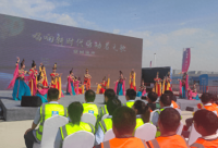 特别慰问演出：北京工地的来京打工人员与家人共享节日欢乐