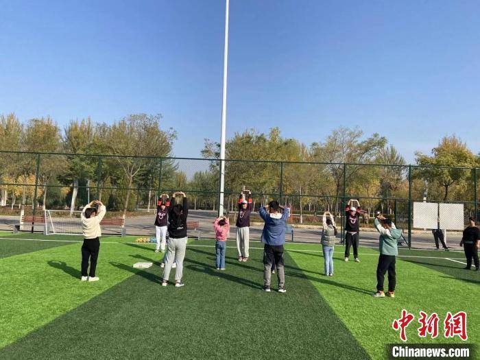 棒球:“曙光少棒”棒球公益项目在宁夏启动